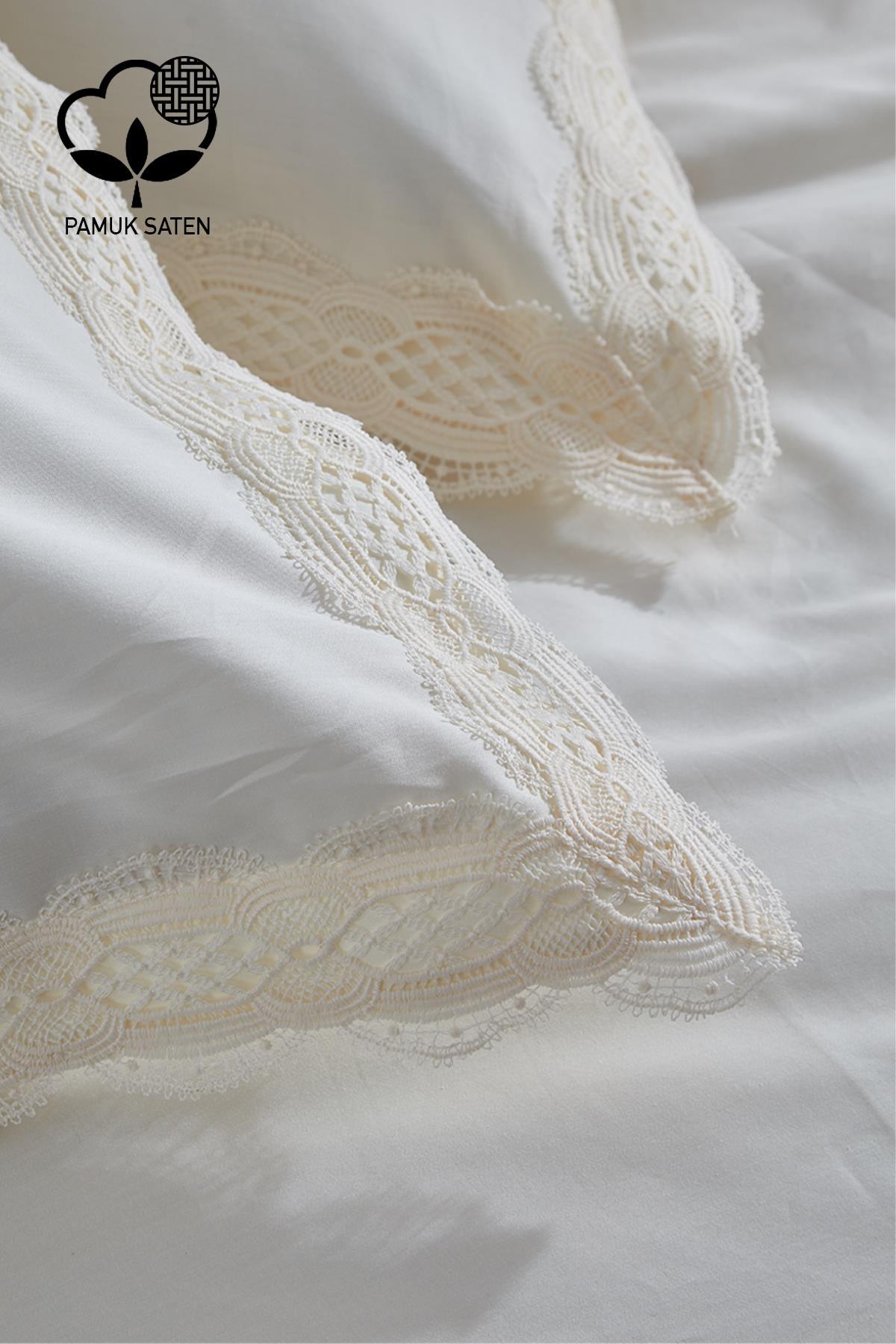 Set copripiumino matrimoniale 6 pezzi in raso di cotone 300 TC con pizzo Asel - Nazik Home - Dai valore alla tua casa!