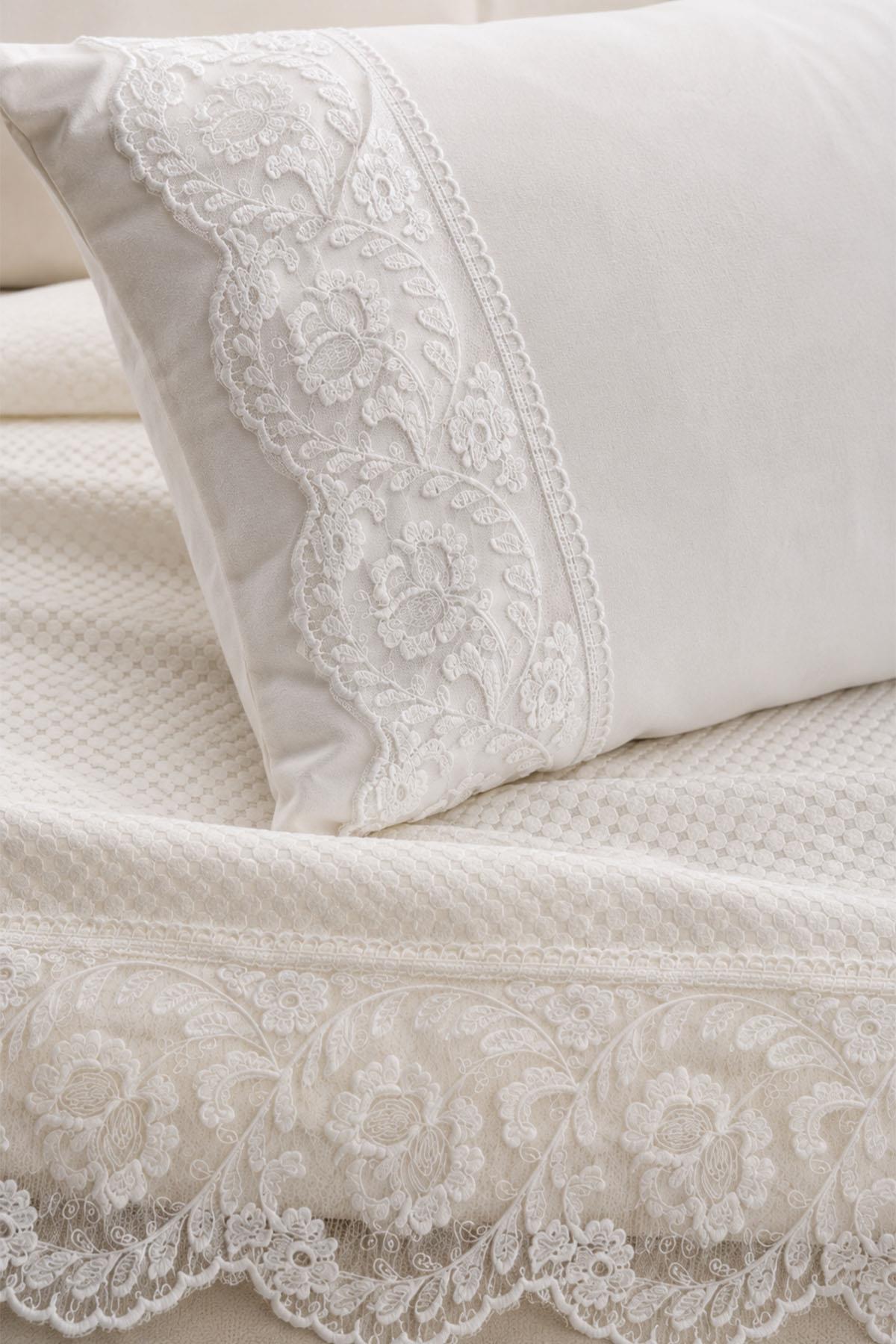 Set copriletto matrimoniale 4 pezzi Dolce Dantelli