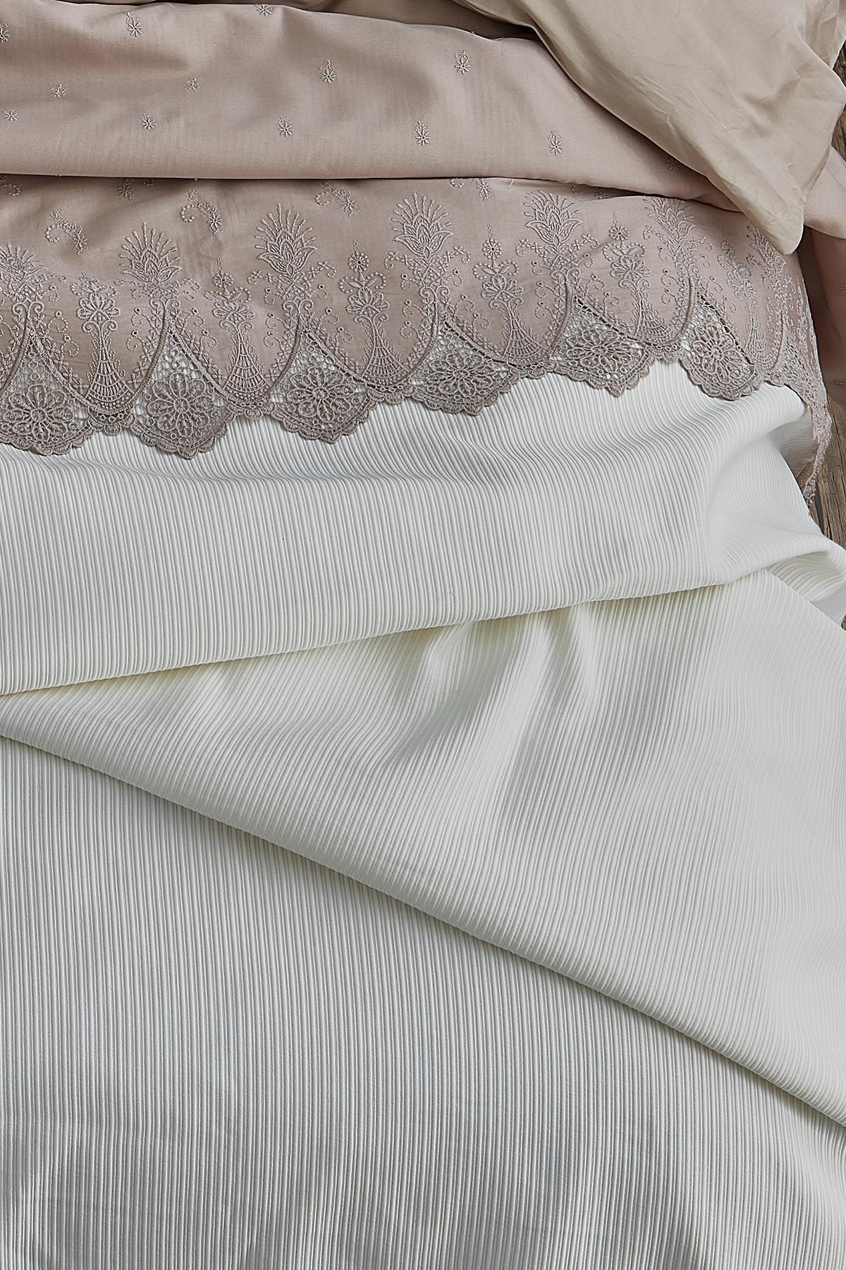 Set copripiumino e copriletto Emma Dantelli Super King Size da 7 pezzi - Nazik Home - Valore alla mia casa!