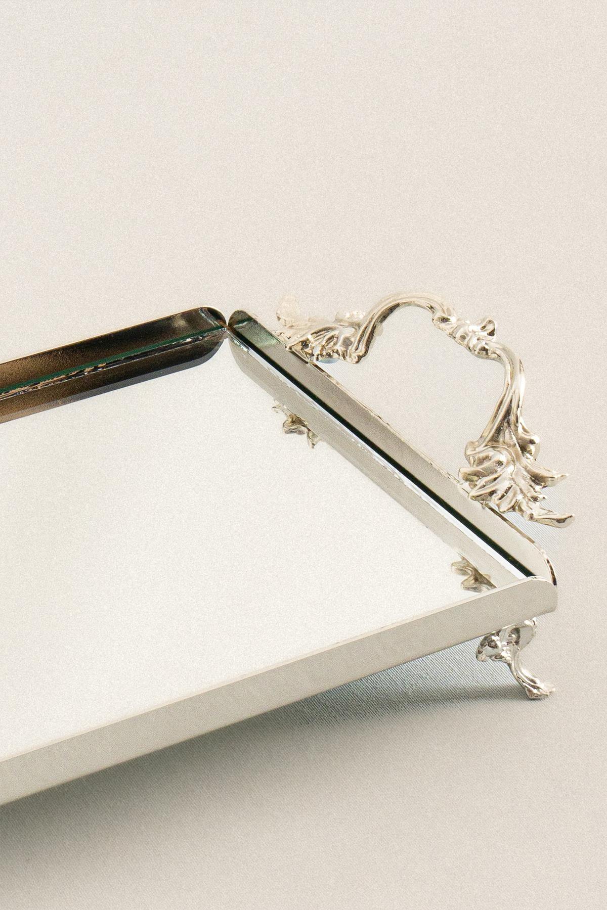Mini vassoio in argento con manici eleganti, rettangolare, design con piedini decorativi