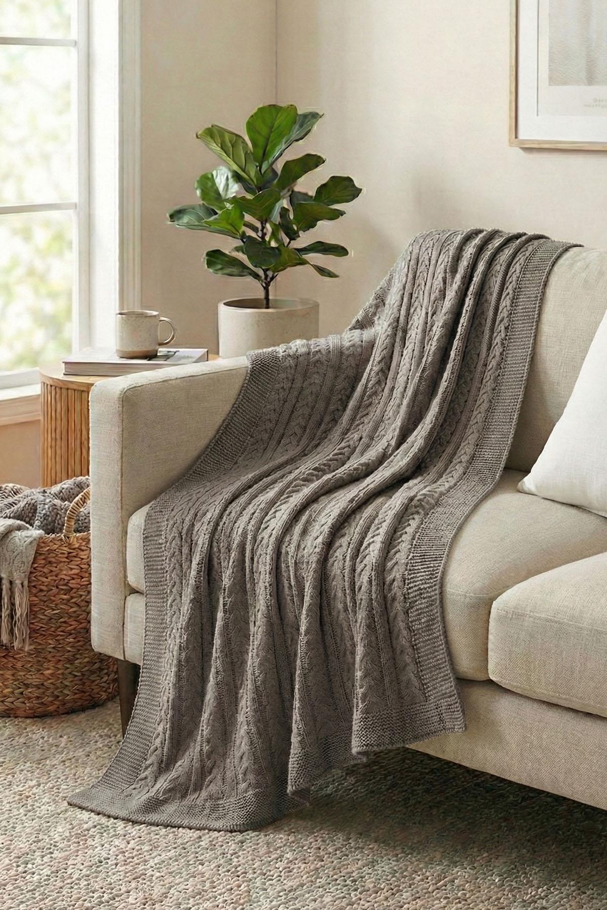 Coperta da TV in maglia Motta (130 x 150 cm)