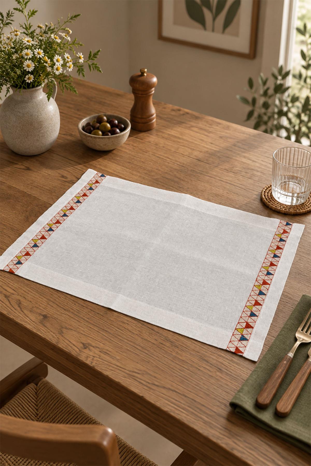 Tovaglietta con motivo a piastrelle Tria, resistente alle macchie e facile da realizzare (30 x 50 cm)