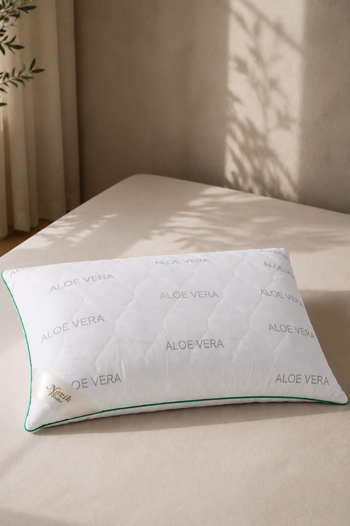 Cuscino con bordino all'Aloe Vera (50 x 70 cm) / 900 GR