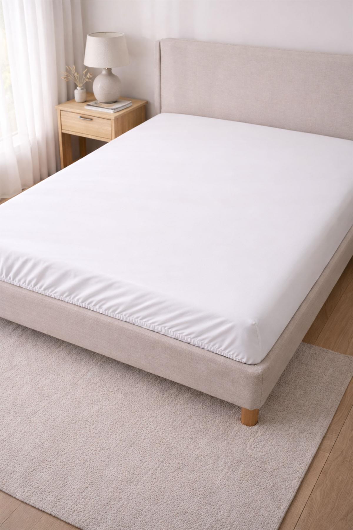 Lenzuolo singolo con angoli elasticizzati in raso di cotone basic (100 x 200 cm)