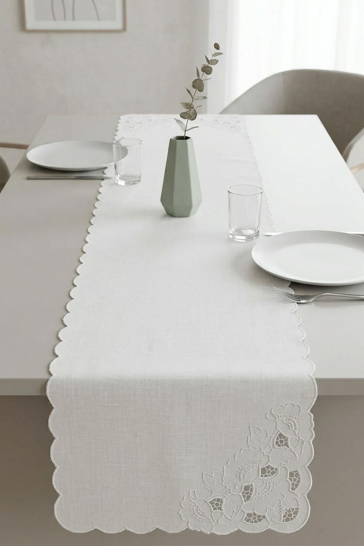 Runner antimacchia con ricamo a intaglio, facile da stirare (40 x 130 cm)