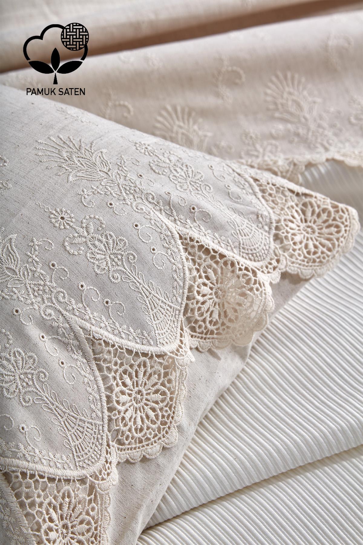 Set copripiumino e copriletto matrimoniale 7 pezzi Emma Dantelli