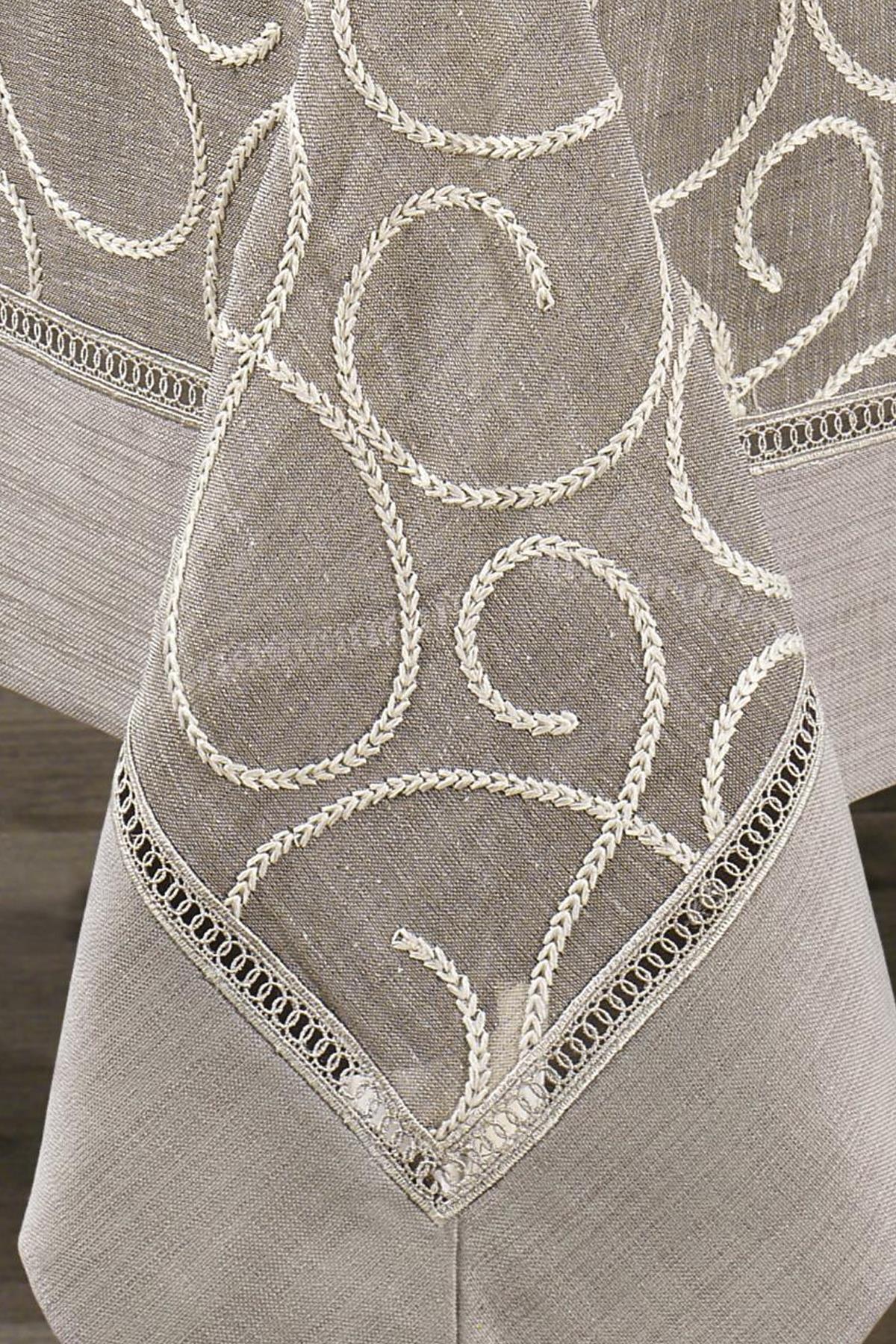 Tovaglia color crema a motivi, antimacchia, con eleganti dettagli ricamati, 160x260 cm