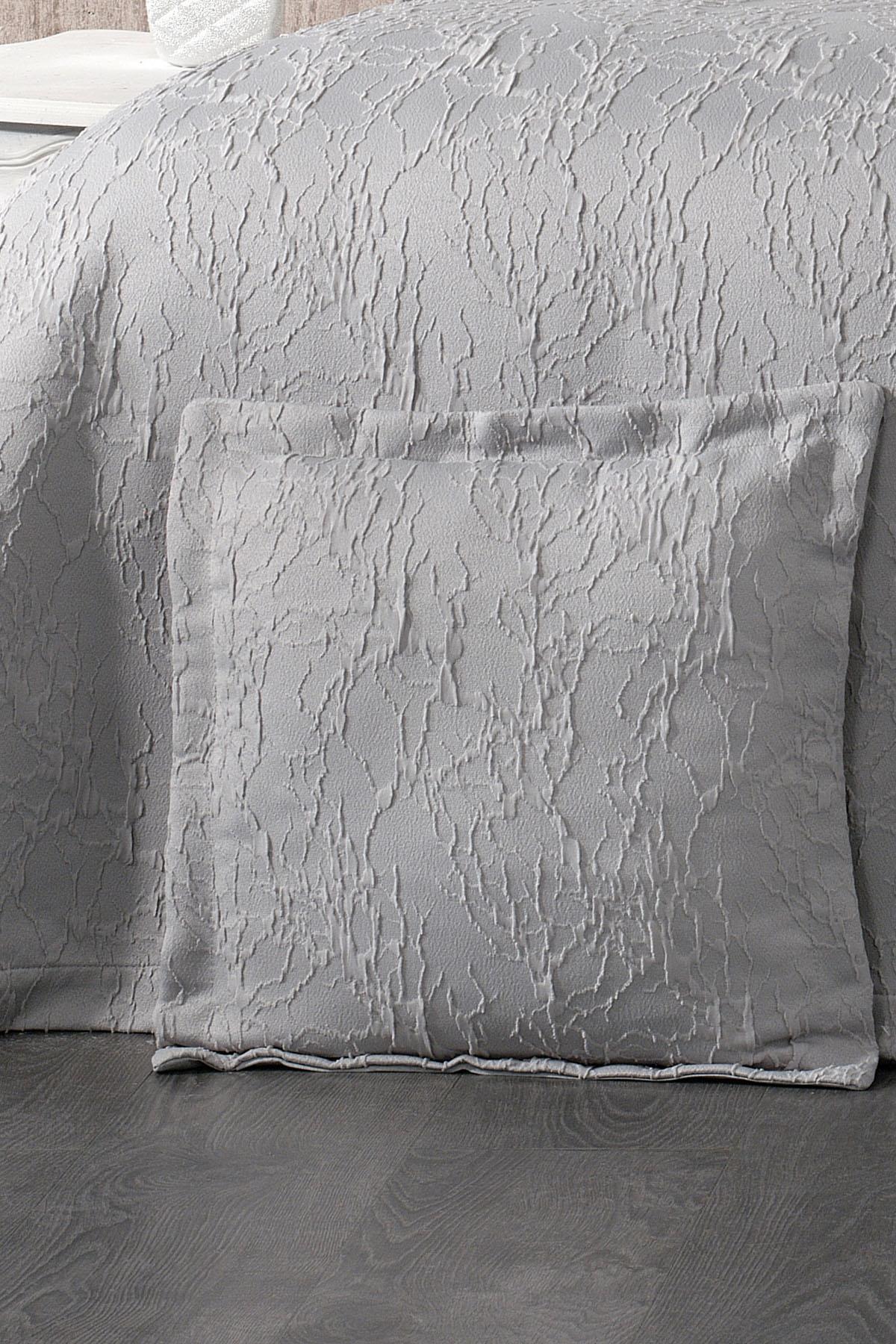 Mitra Embroidered Double Bedspread