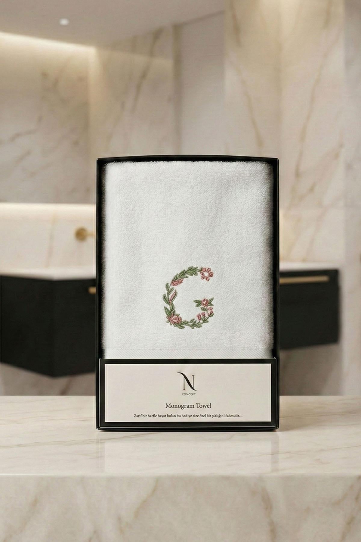 Asciugamano viso in bambù con ricamo a lettera monogramma (50 x 90 cm)