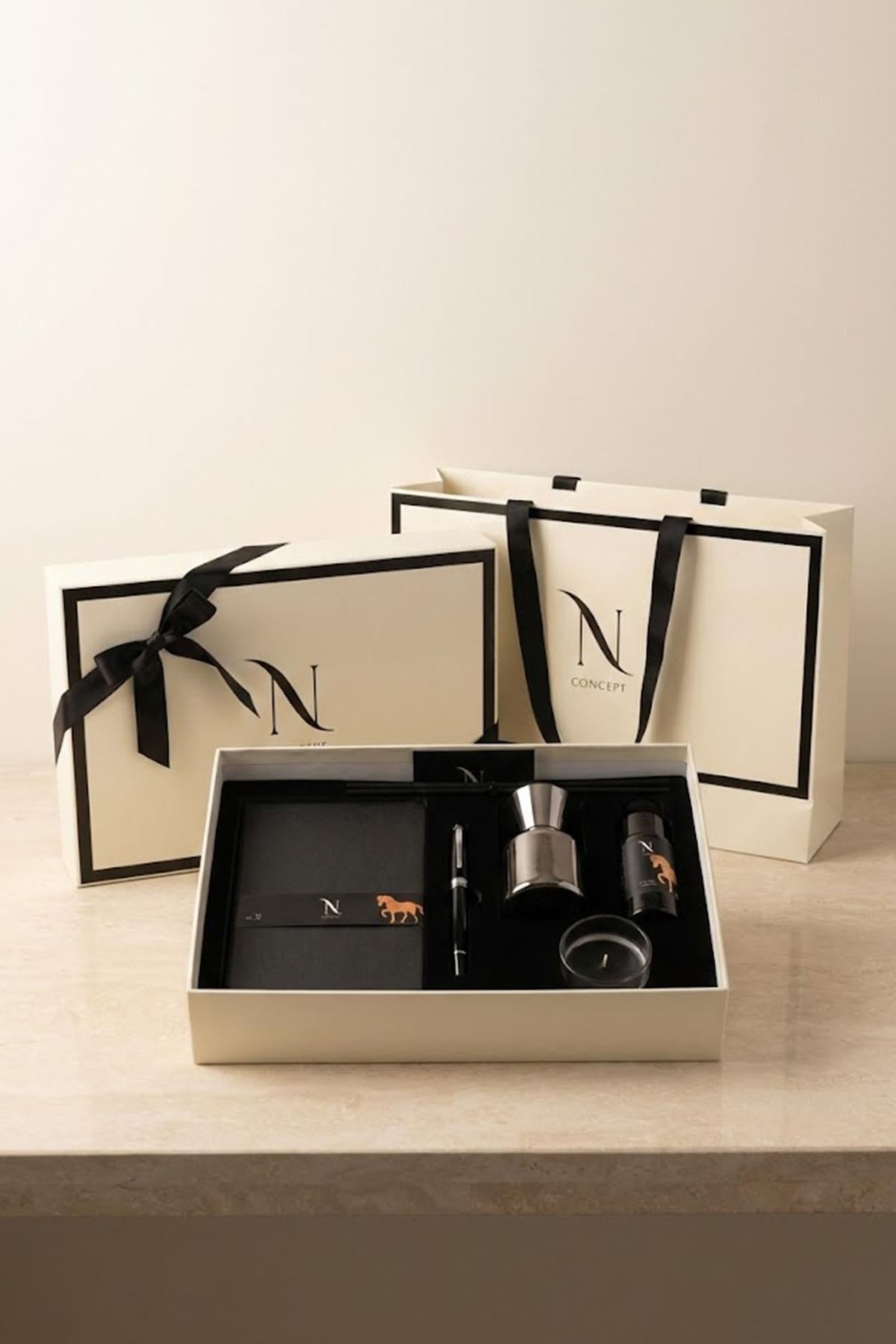 N. 8 | Set Regalo Premium