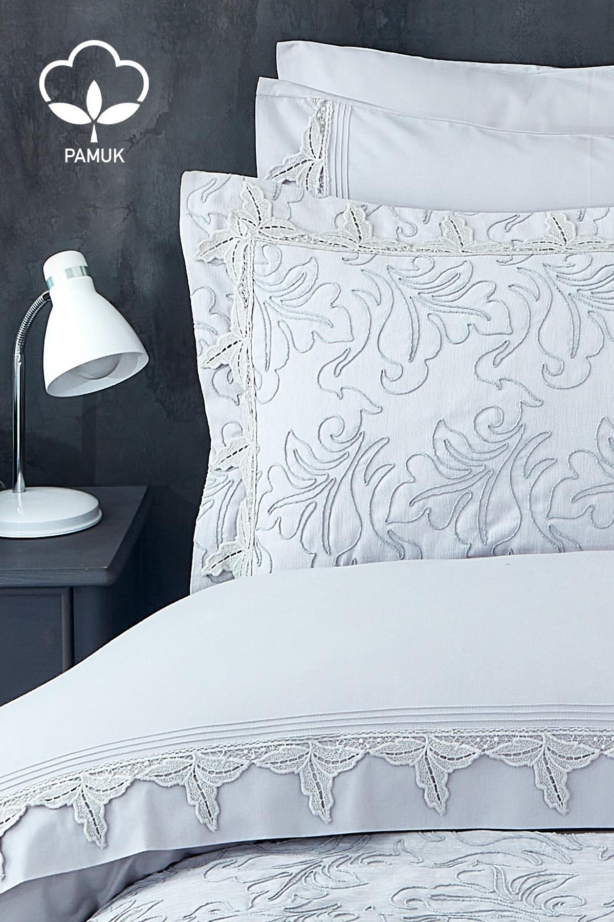 Set copripiumino e copriletto matrimoniale 9 pezzi con ricamo Ribera - Nazik Home - Dai valore alla tua casa!
