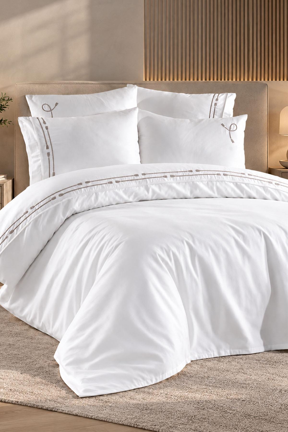 Set copripiumino Rom in raso di cotone ricamato, misura Super King Size, 6 pezzi.