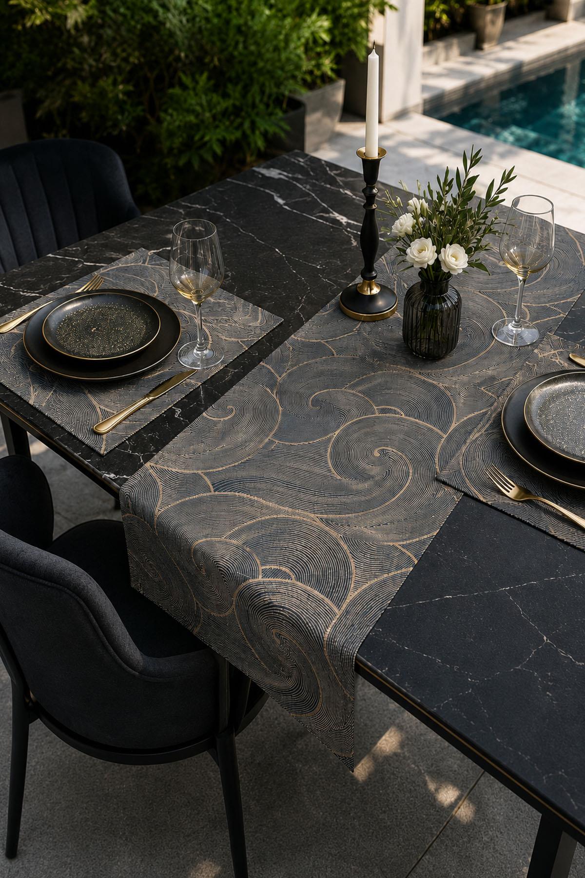 Set Runner e Tovagliette Americane Antimacchia Soprano (3 Pezzi)