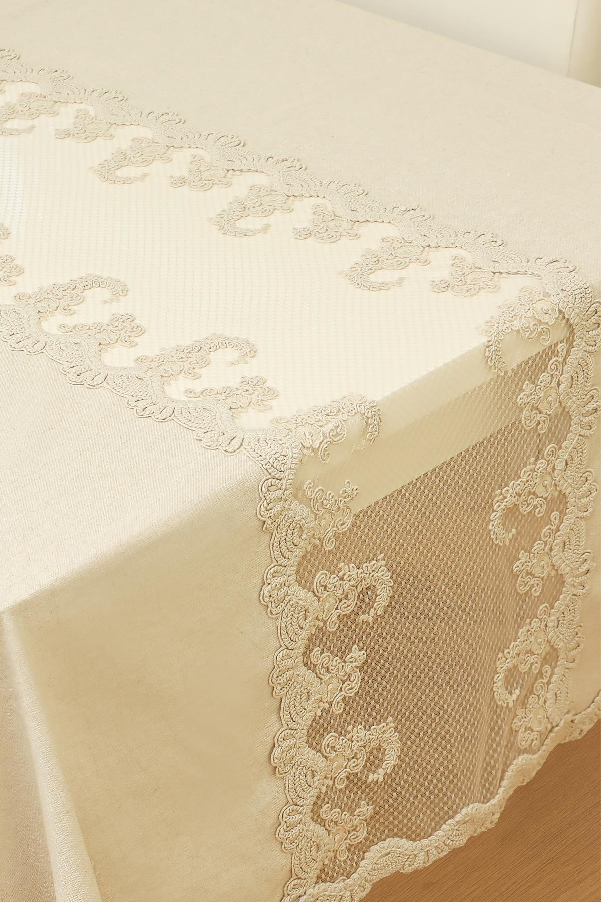 Tovaglia con runner a tema arvicola (150 x 320 cm)