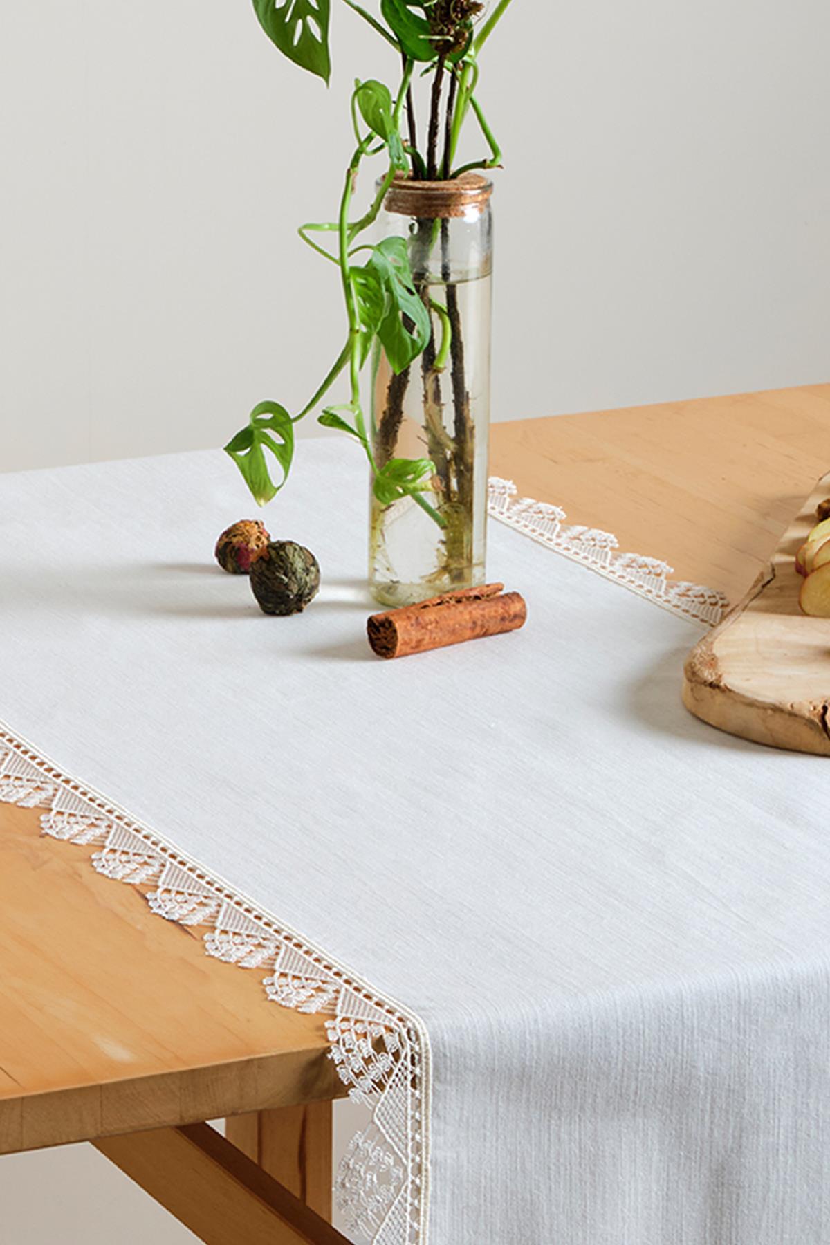 Runner bianco in pizzo, elegante decorazione per tavola in legno, tovaglia 40x140 cm